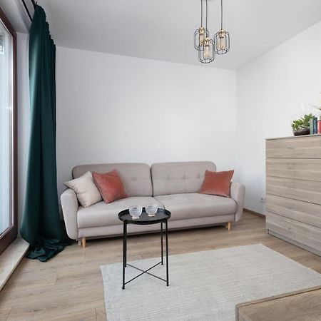 Apartament Goclawska Swps Pge Narodowy Dworzec Wschodni Soho Factory Varsovie Extérieur photo